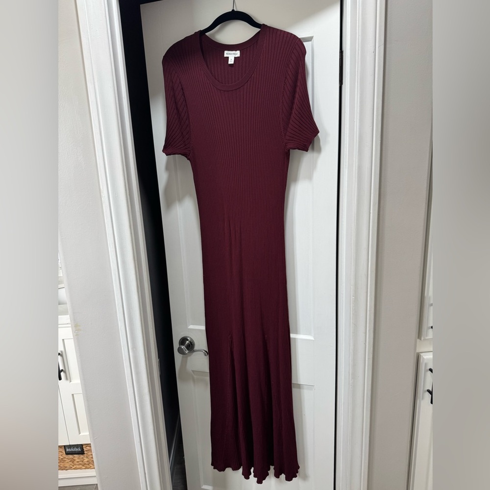 Maxi short sleeve sweater dress